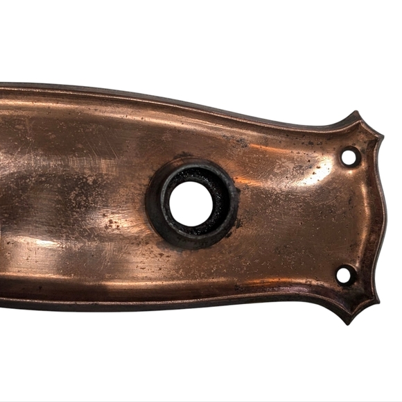 (2) Antique Victorian Copper Plated Keyhole Escutcheons, Door Backplates - Picture 6 of 13